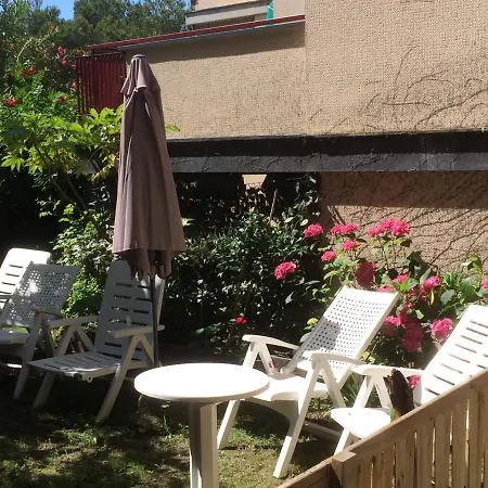 Berzefi ゲストハウス