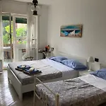 Pensión Berzefi 3*