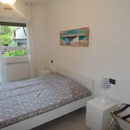 Berzefi Gasthof Bergeggi